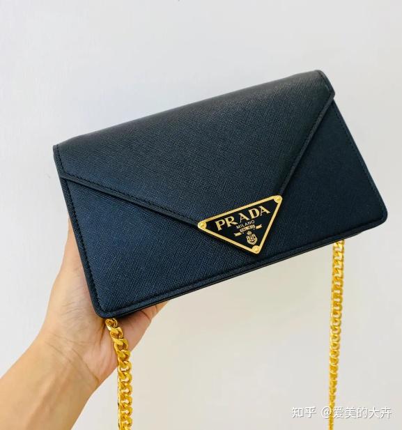 女生包包品牌排行_女包轻奢品牌推荐_时尚包包