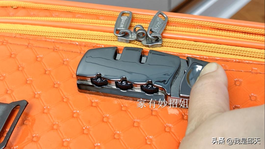 行李箱密码找回方法_密码行李箱_快速解锁密码箱技巧