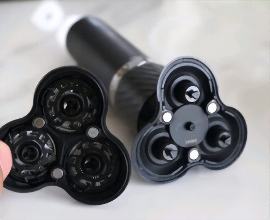 剃须刀品牌排名_男士剃须刀推荐_质量好的行李箱品牌排行榜