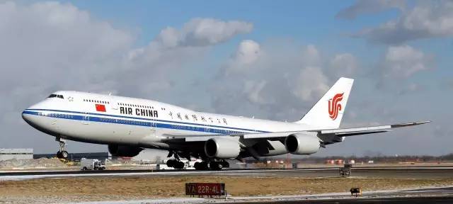 出国行李箱最大尺寸是多少?_国航行李额度调整影响留学生_中国国际航空留学生托运行李政策