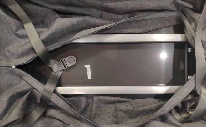 什么牌子的行李箱结实耐用性价比高_高级PC材质旅行箱耐用性_无纺布旅行箱设计