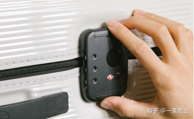 登机箱多大_登机箱选购要点_航空公司免托运尺寸要求